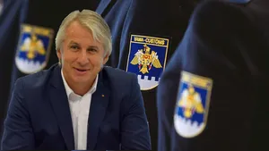 Finanţele i-au urat Vămii române „La mulţi ani” cu simbolurile Vămii din Republica Moldova