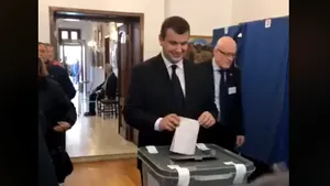 Eugen Tomac, primul politician care a votat pentru prezidenţiale: „A devenit o tradiţie să votez la Chişinău” - VIDEO