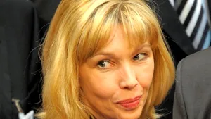 Soţia lui Gerhard Schroeder intenţionează să intre în politică