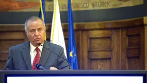 CIRCULARA 666 prin care noul ministru al Educaţiei, Pavel Năstase, îi salvează pe directorii de şcoli care au picat la examen. „Luni va fi şi un ordin”