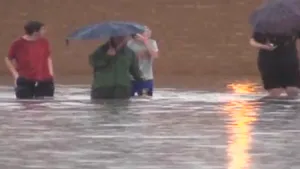 Stare de calamitate în SUA, din cauza inundaţiilor - VIDEO
