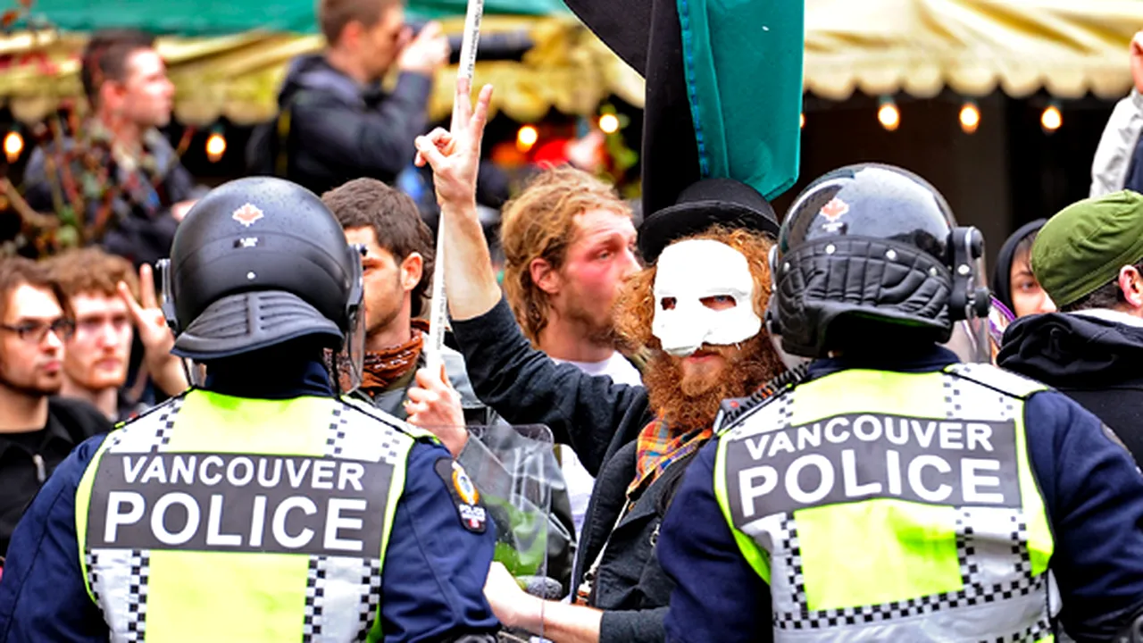Poliţia din Vancouver l-a arestat pe liderul manifestaţiilor împotriva JO