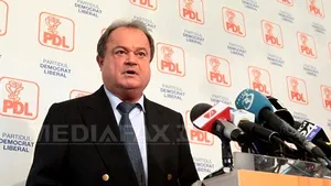 Blaga: Să fim pregătiţi de alegeri în orice moment, pot apărea situaţii ca în Bulgaria