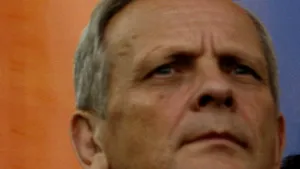 Stolojan: Trebuie văzut de ce Tăriceanu a renunţat la împărţirea din 1992 a dreptului de exploatare