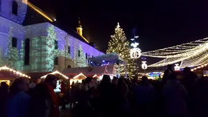 Târgul de Crăciun Bucureşti se deschide pe 1 Decembrie: Gastronomie, decoraţiuni şi concerte în aer liber