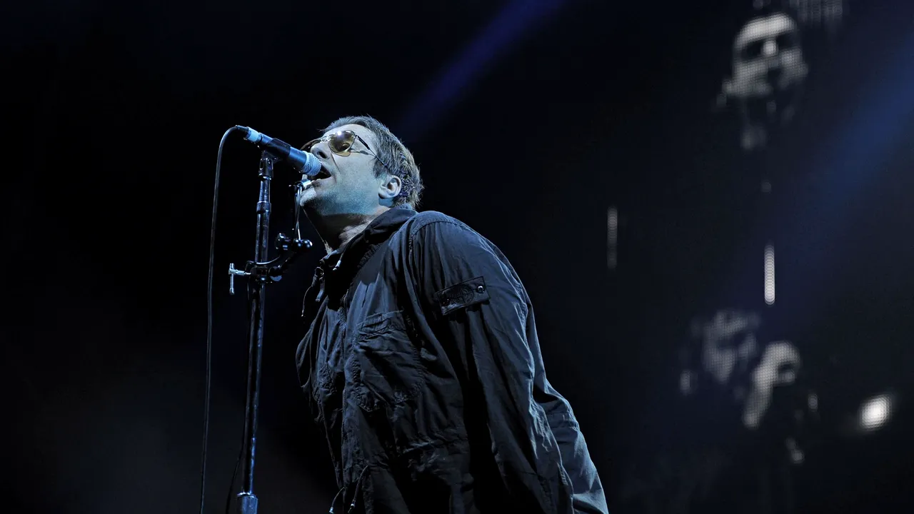 Liam Gallagher, Kaiser Chiefs şi Kovacs, la prima ediţie Fall in Love Festival de la Mogoşoaia