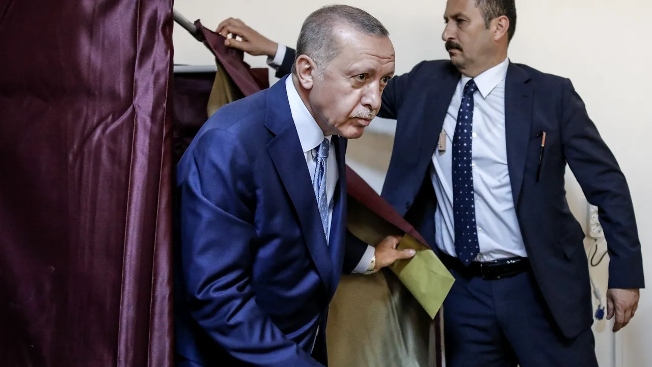 Principalul candidat al Opoziţiei recunoşte victoria lui Erdogan în scrutinul prezidenţial din Turcia