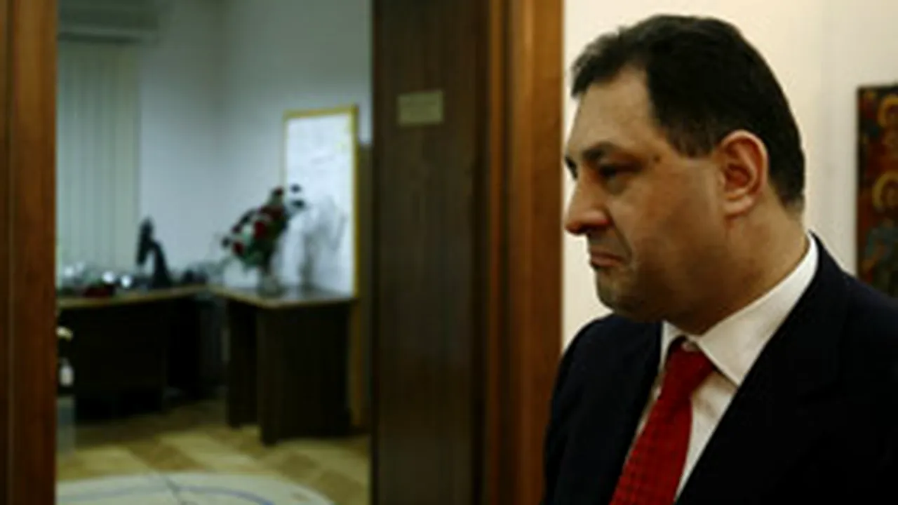 Vanghelie: Nimeni din partid, nici Iliescu, nu-şi permite să spună PSD Bucureşti ce trebuie să facă