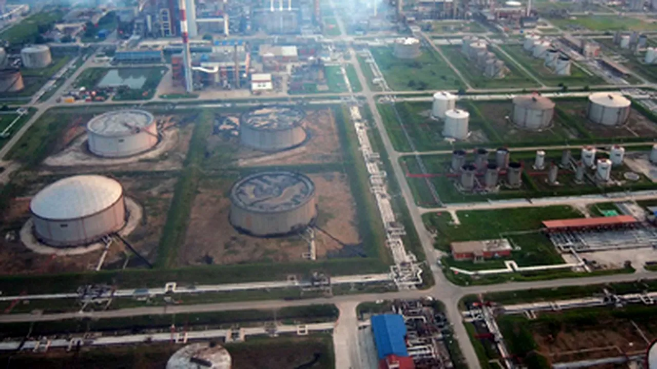 Gazprom preia oficial controlul asupra grupului petrolier NIS