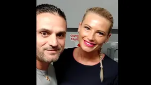 Gestul neaşteptat al unei stewardese din Cluj a impresionat un pasager: „WizzAir, te iert pentru toate întârzierile!”