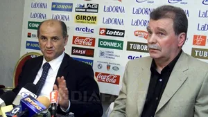 Copos: Dinu Gheorghe semnează pe viaţă cu Rapid