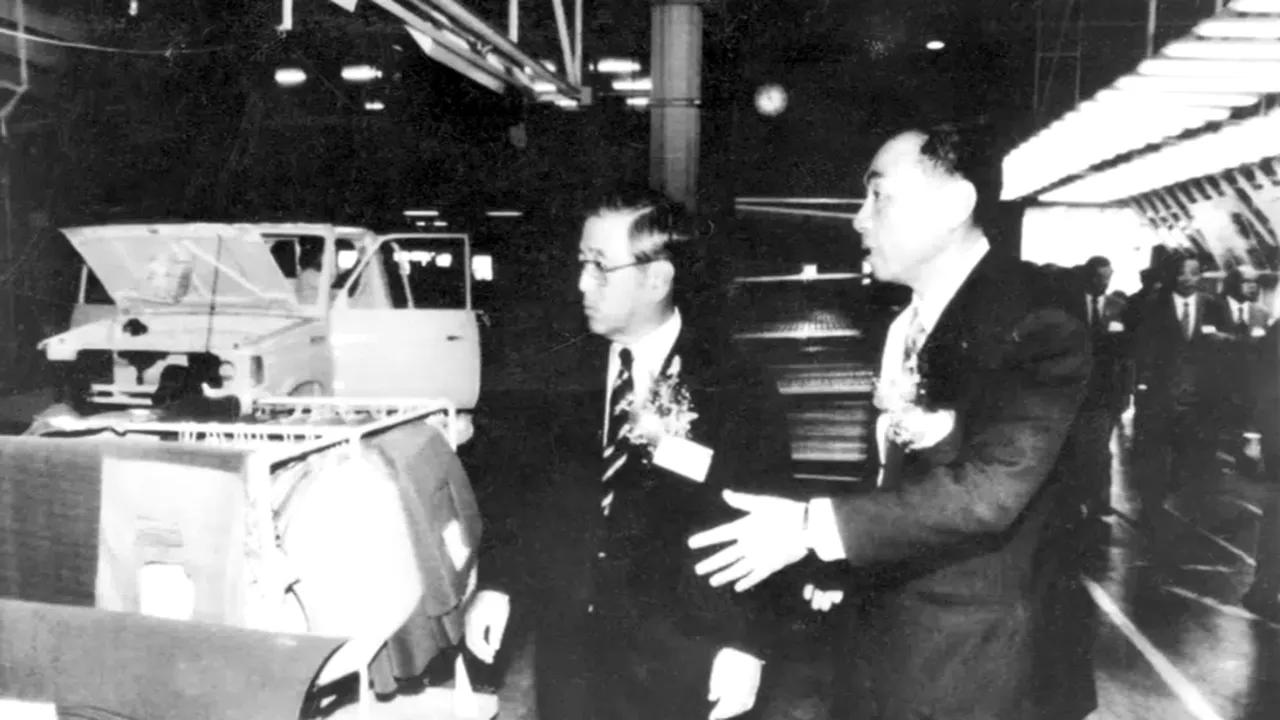 Omul care a adus Toyota în garajele din toată lumea a murit. Shoichiro Toyoda avea 97 de ani