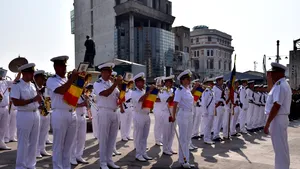 În staţiunile de pe litoral încep festivităţile de Ziua Marinei Române - FOTO