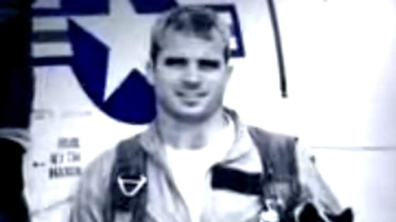 Ofiţerul care a doborât avionul lui John McCain în Vietnam a murit