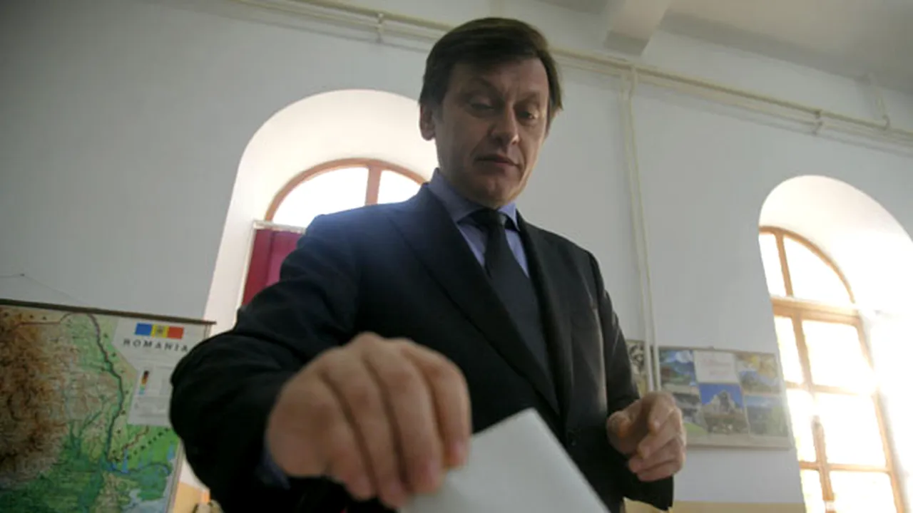 Antonescu: Am votat cu gândul de a elibera România de un coşmar