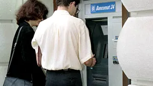 Romania’s Minimum Wage Hike To Over RON705 After 2010 Depends On Further Staff Cuts