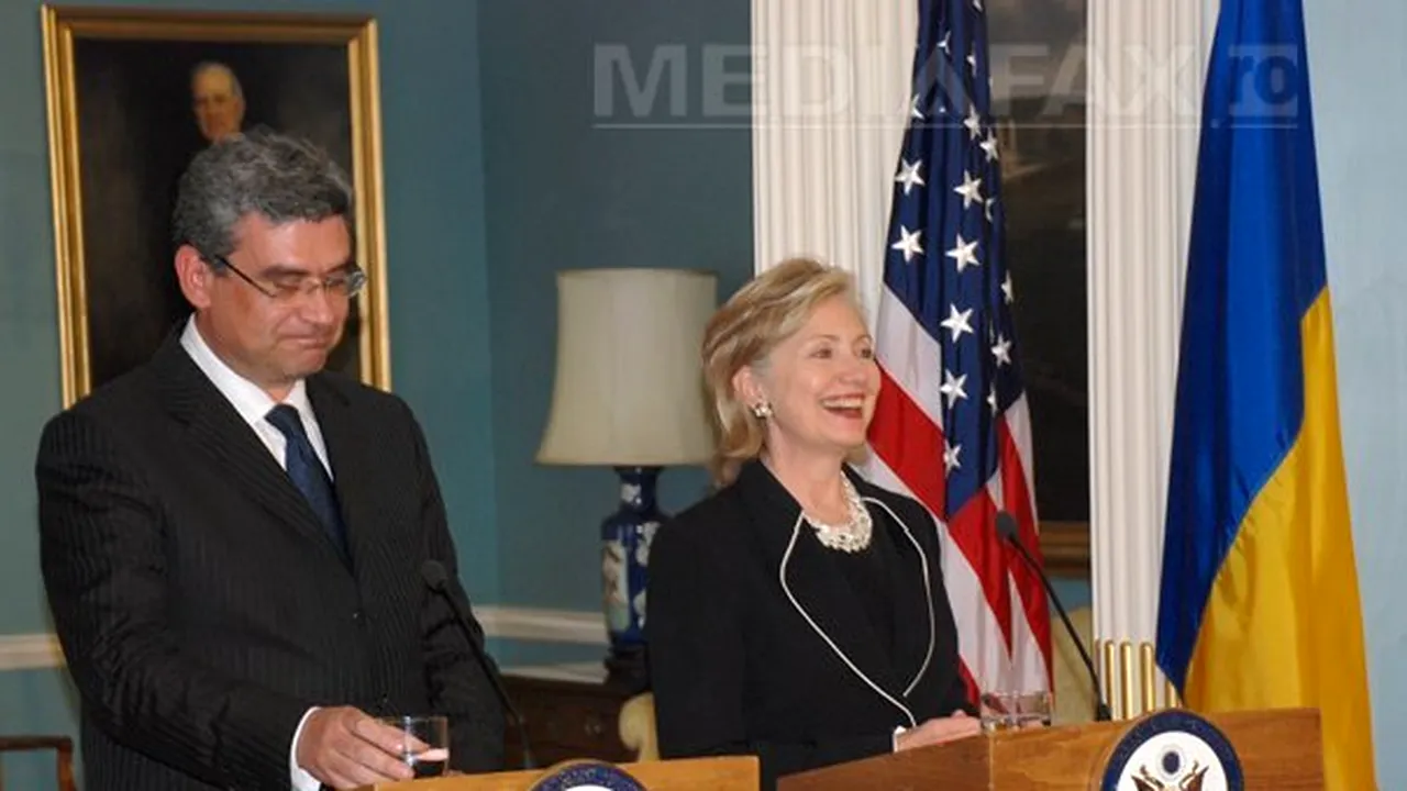 Washington: Baconschi şi Clinton au semnat Acordul privind amplasarea elementelor scutului antirachetă în România