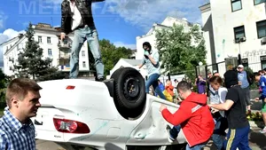 Proteste VIOLENTE în faţa Ambasadei Rusiei de la Kiev - VIDEO, GALERIE FOTO