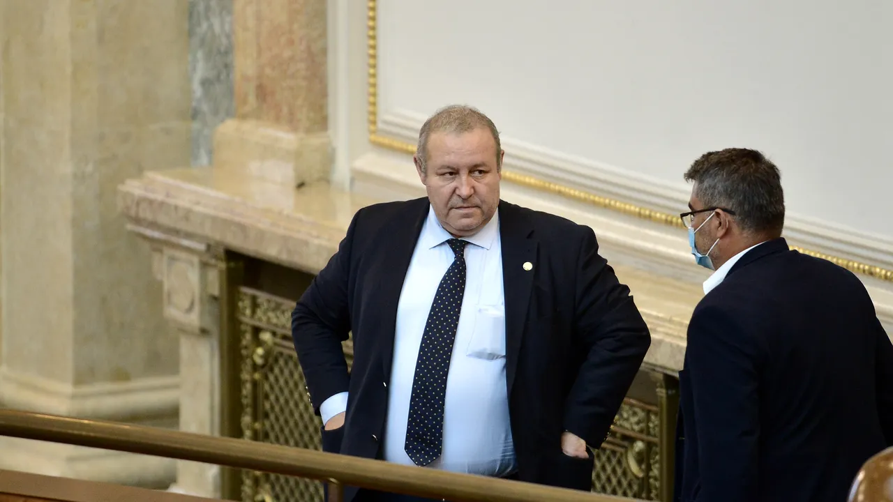 Fenechiu: Guvernul nu ar trebui să facă un pas înapoi legat de restricţii