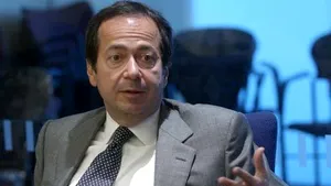 Vezi aici cine este omul care câştigă 9.500 dolari pe minut