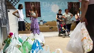 ONU: Peste 800 de milioane de persoane trăiesc în sărăcie extremă şi suferă de foame