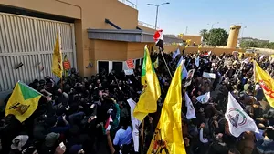 Sute de mii de persoane protestează la Bagdad faţă de trupele americane din Irak