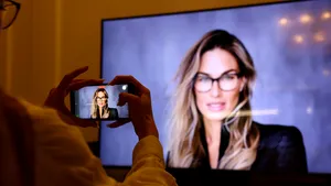 A fost lansat iRENE, primul „administrator de bloc” creat cu AI (inteligenţă artificială)