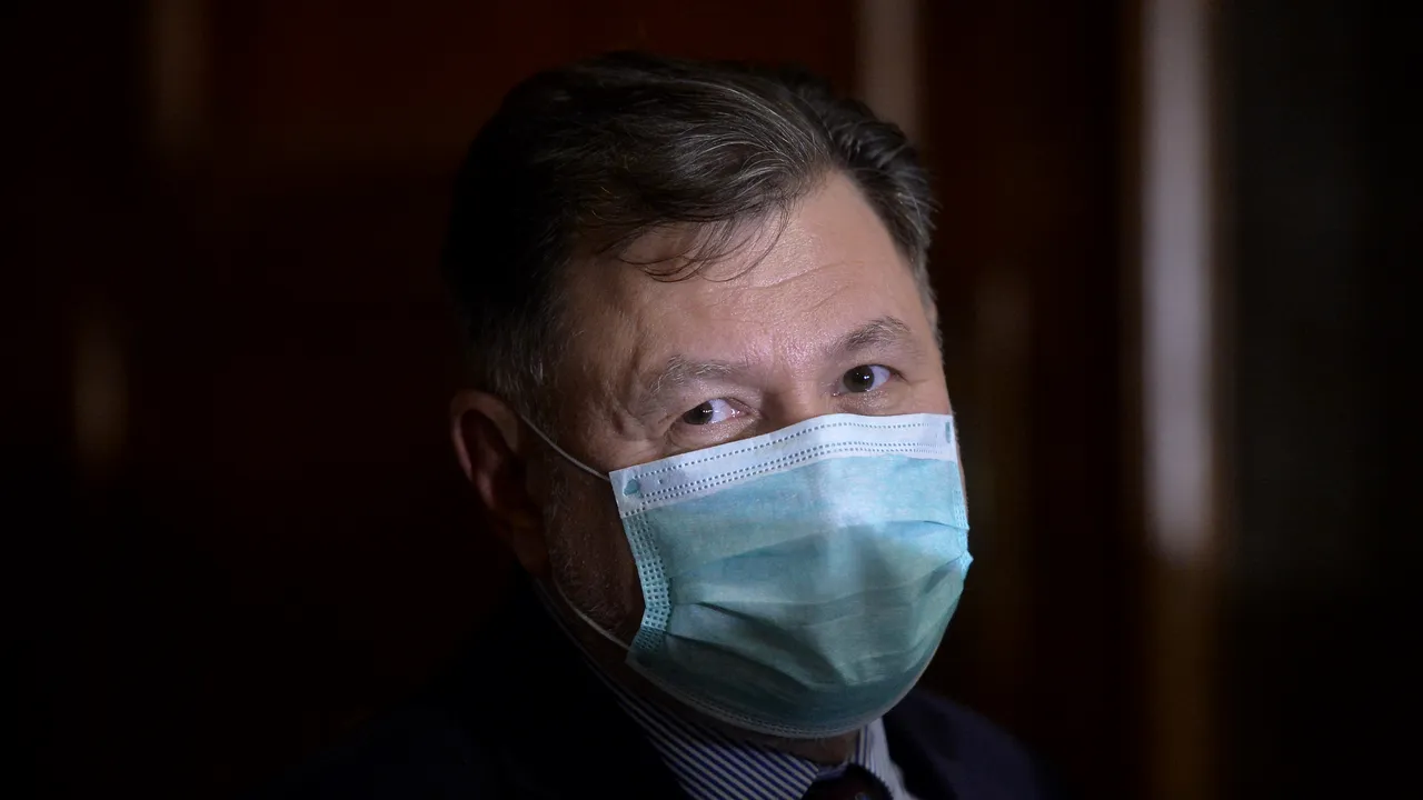 Rafila vrea certificat verde în funcţie de incidenţă: Să nu fie metodă de constrângere 