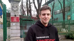 Cătălin Ivan îl dă în judecată pe Dragnea: Mi-a creat prejudicii de imagine, mi-a afectat activitatea în Parlamentul European / Neacşu: Vom analiza documentele depuse de Ivan privind statutul său de membru PSD | FOTO