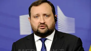 Şeful interimar al Guvernului ucrainean anunţă continuarea 