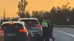 Răpire ca în filme pe o autostradă de lângă Barcelona. Cinci falși polițiști au oprit o mașină și au sechestrat sub amenințarea armei un bărbat