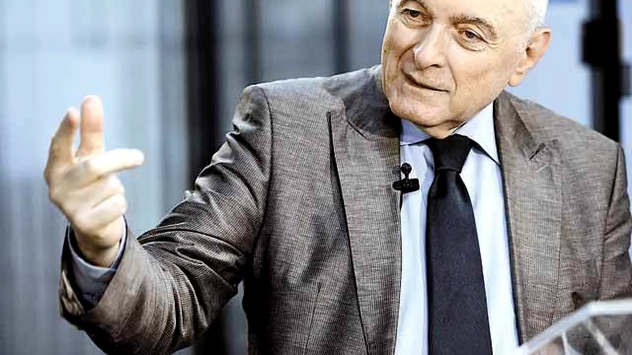 Calculele unui finanţist. Adrian Vasilescu (BNR): Dacă Trump e preşedinte, jumătate din lume ar trebui să se gândească la altă planetă