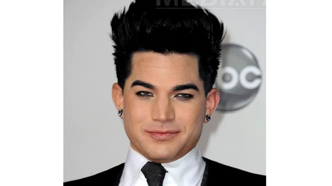 Americanul Adam Lambert va fi solistul trupei Queen în anul 2012 - VIDEO