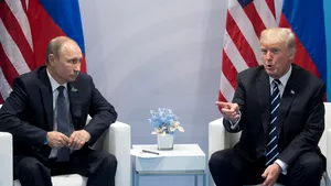 Donald Trump îi mulţumeşte lui Vladimir Putin pentru reducerea personalului diplomatic american din Rusia