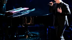 GRAMMY 2015: Sam Smith a triumfat la patru categorii, iar Beck a obţinut premiul pentru cel mai bun album. LISTA COMPLETĂ a câştigătorilor - VIDEO