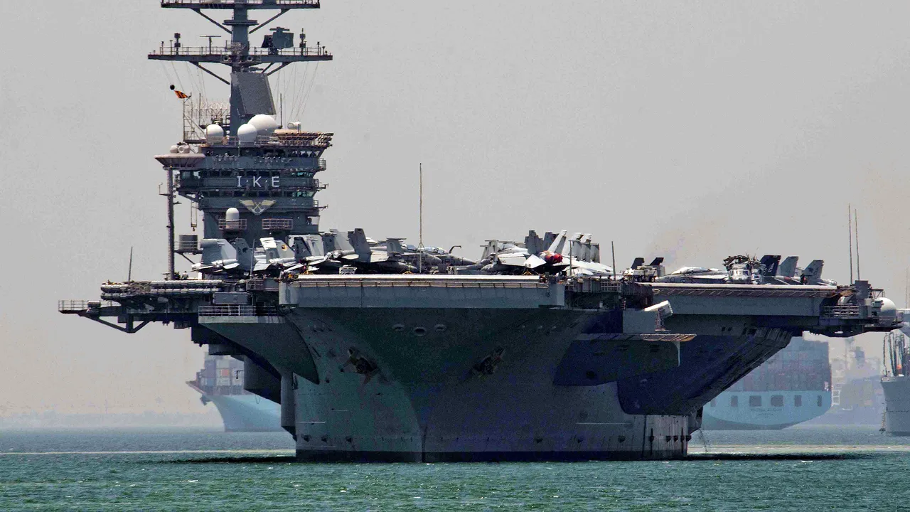 Houthi: Am lovit portavionul american USS Eisenhower / Oficialul american al apărării neagă atacul


