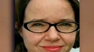 O caricaturistă americană se ascunde de patru ani după ce a fost ameninţată cu moartea de islamişti - VIDEO