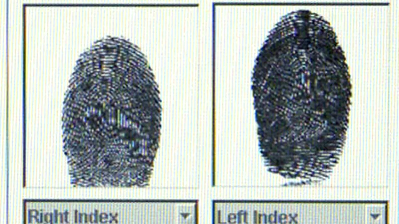 Italia: Copiii romi, amprentaţi dacă au peste 14 ani şi nu există alte moduri de identificare