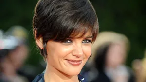 Katie Holmes va fi noua imagine a brandului Miu Miu (Galerie Foto)