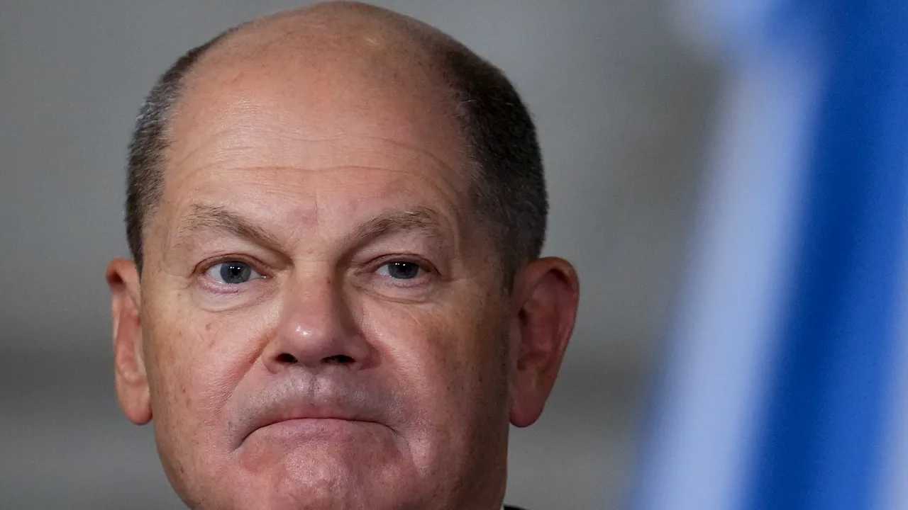 Eşec puternic pentru social-democraţii cancelarului german Olaf Scholz 