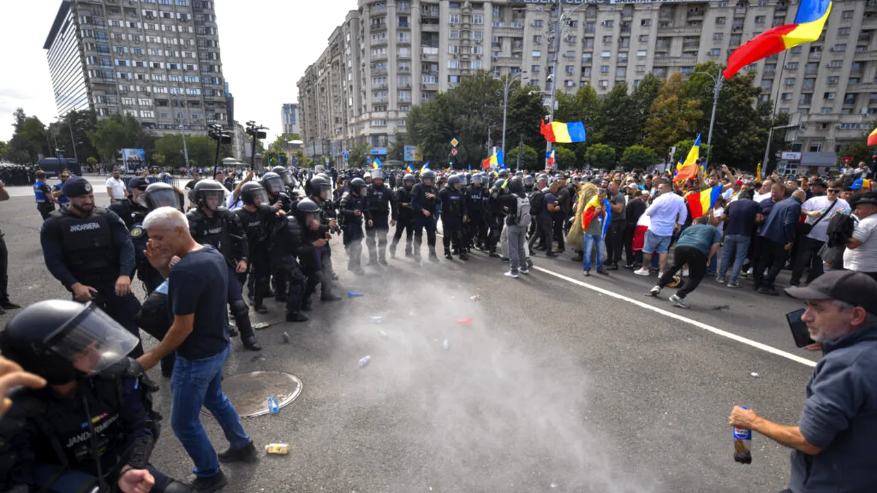 Un consilier USR, arestat preventiv după ce a fost acuzat de violențe la protestele fermierilor