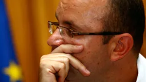 Cozmin Guşă a demisionat de la conducerea PIN
