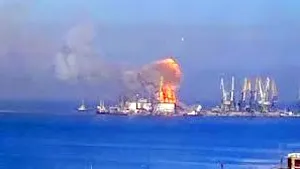 O navă de război rusă a fost distrusă în portul ocupat Berdiansk, afirmă Ucraina