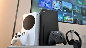 Microsoft a lansat noile console Xbox 