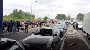 Se deschid primele centre de vaccinare în vămi. Ce se întâmplă cu persoanele care vin din zona roşie