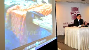 Imagini rare din Coreea de Nord cu pieţe şi baruri karaoke. Cine este cel care le-a obţinut - FOTO