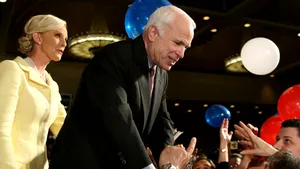 Sora vitregă a lui Cindy McCain va vota pentru Barack Obama