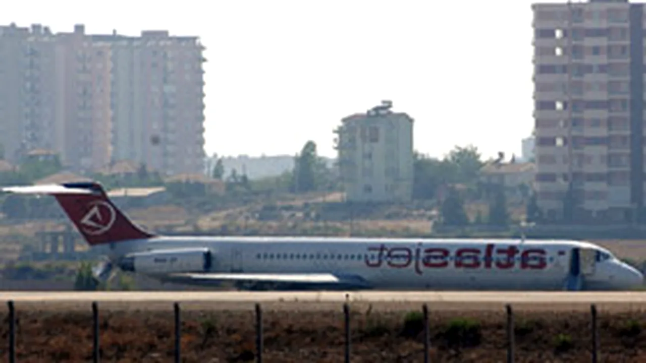 Un avion de linie turc a fost deturnat. Toţi pasagerii au fost eliberaţi, iar piraţii aerului s-au predat.