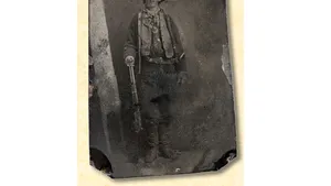 Singura fotografie a banditului Billy the Kid, vândută la licitaţie cu 2,3 milioane de dolari