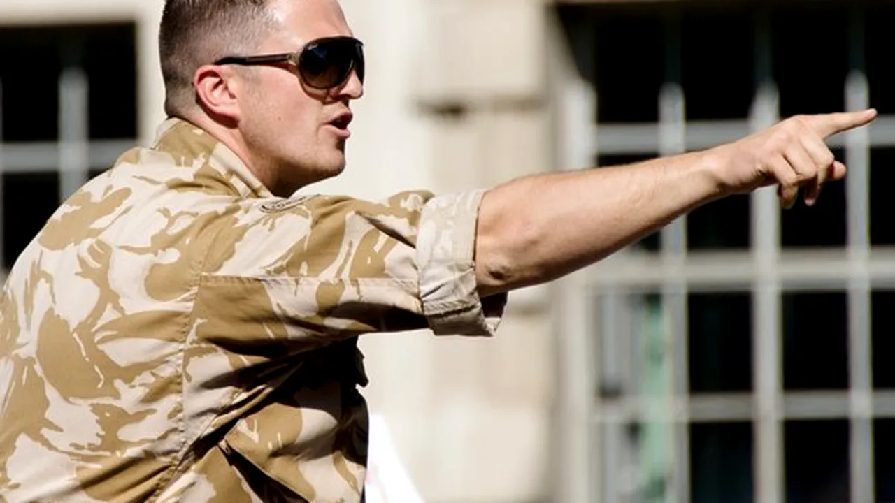 Liderul grupării britanice extremiste EDL a fost arestat